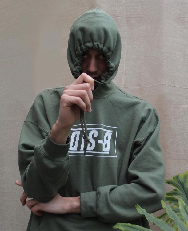 SWEATS & HOODIES